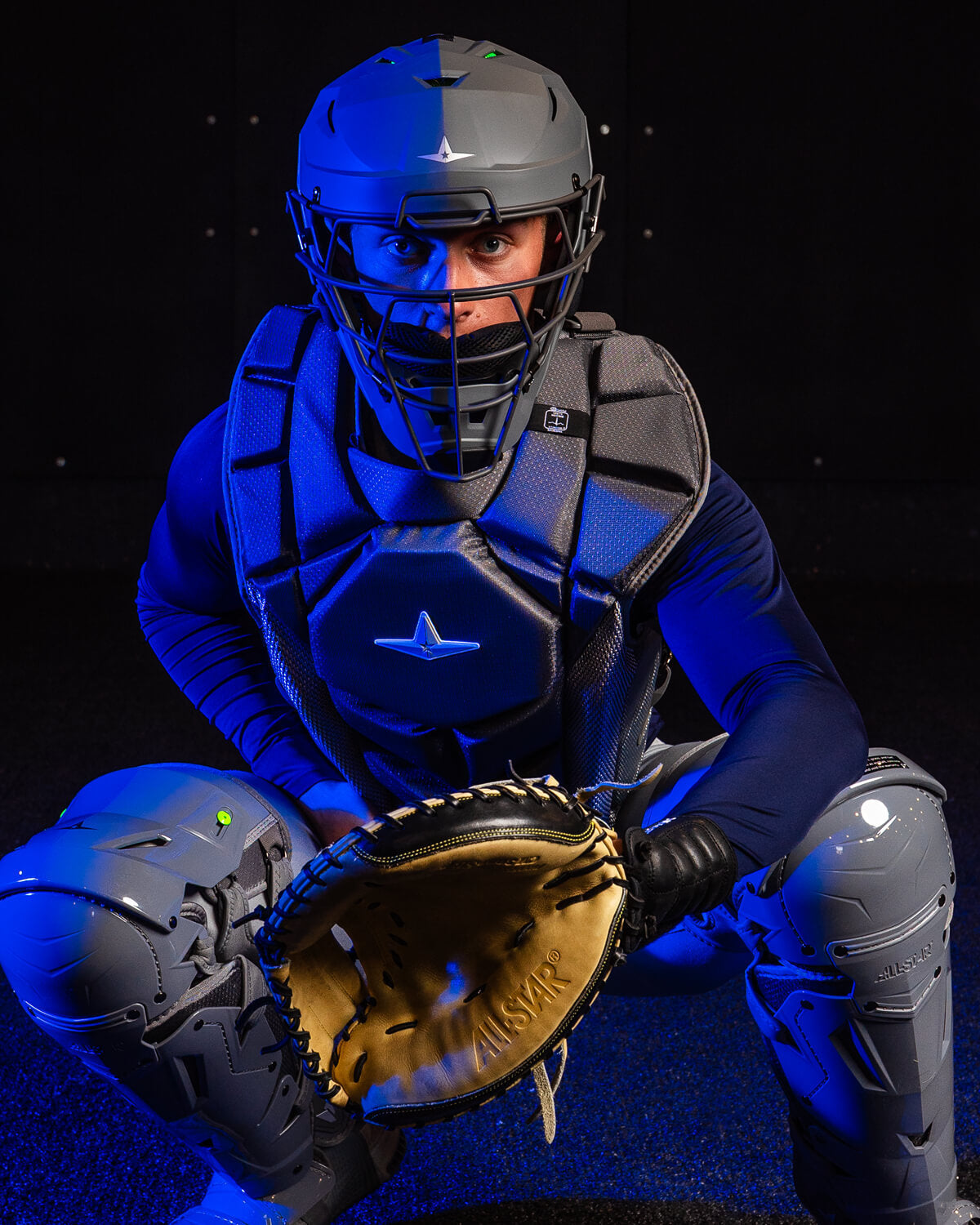 One Knee Down vs. Traditional: The Modern Catcher's Stance Guide